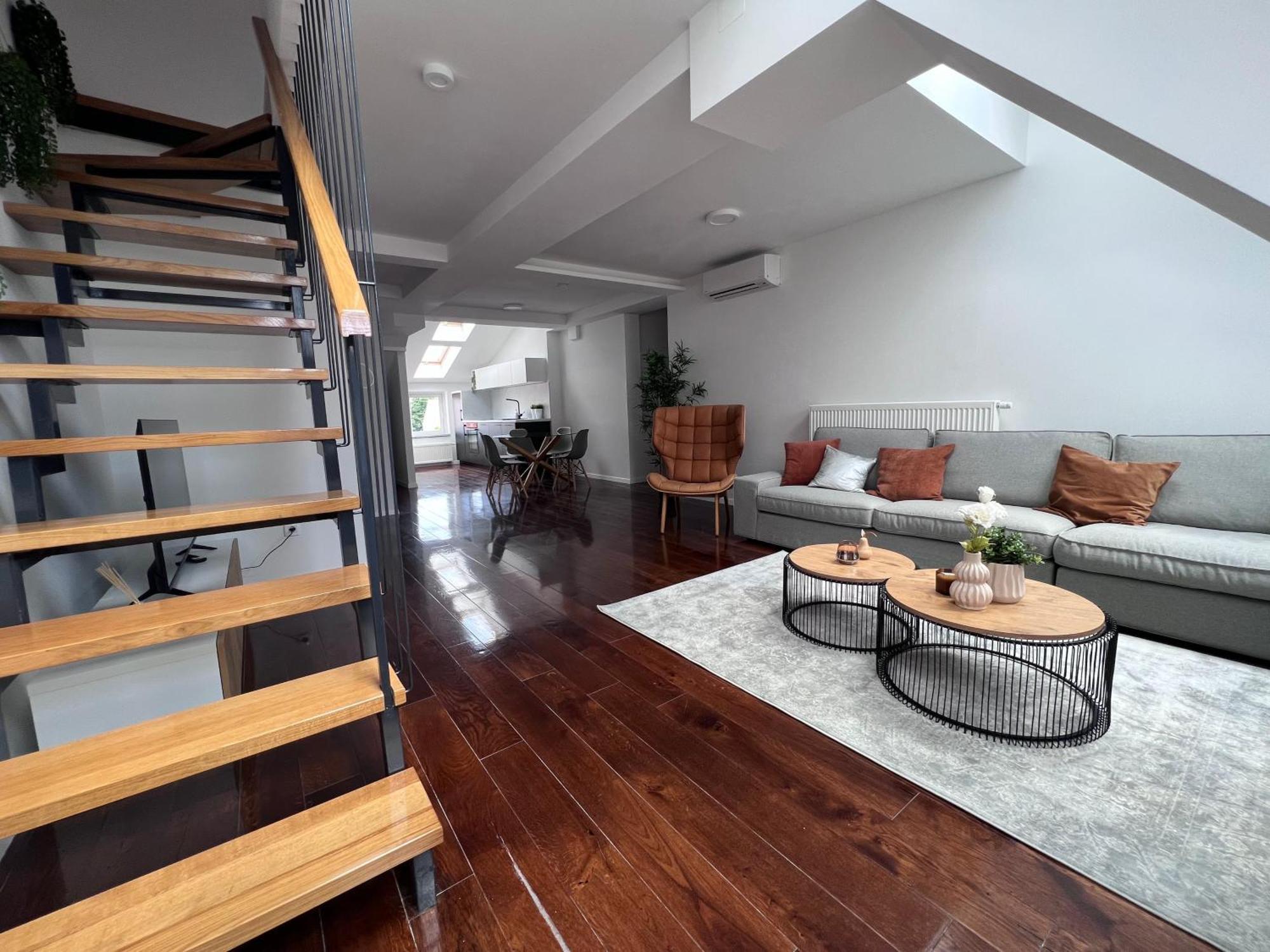 Cozy Loft Apartment In Zagreb Center Exterior photo